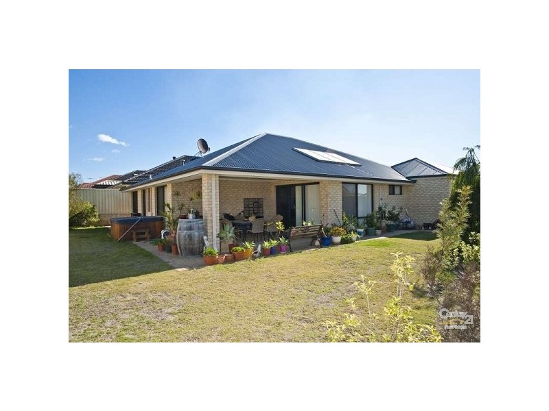 68 Yandella Promenade, Tapping WA 6065