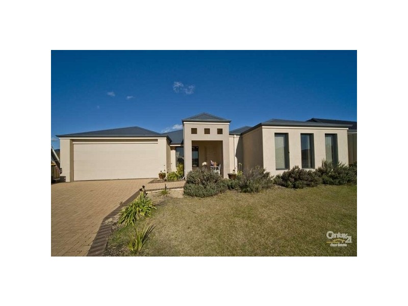 68 Yandella Promenade, Tapping WA 6065