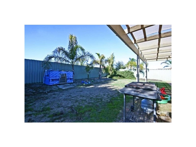 98 Gibson Avenue, Padbury WA 6025