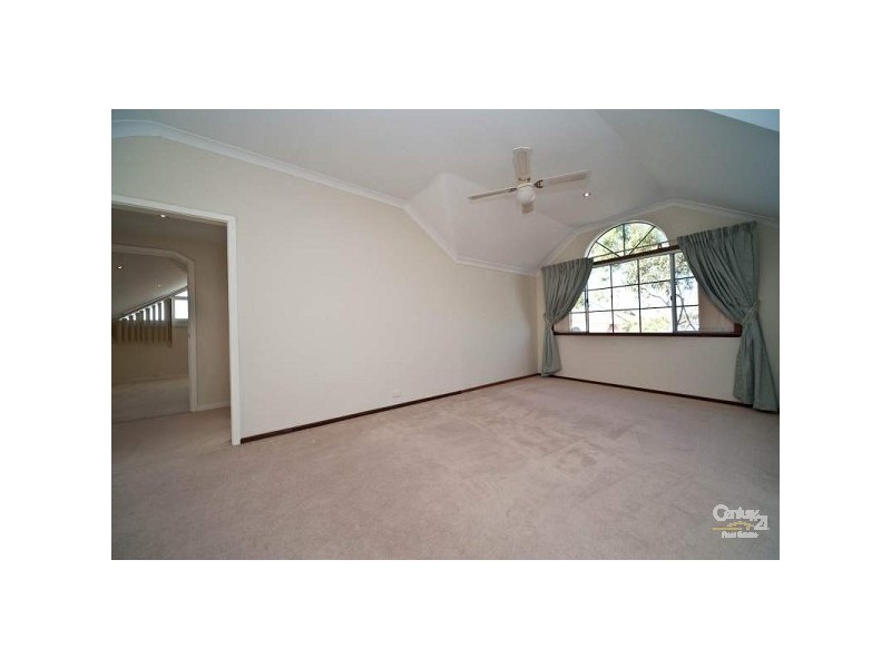 14 New England Drive, Hillarys WA 6025