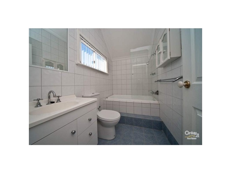 14 New England Drive, Hillarys WA 6025