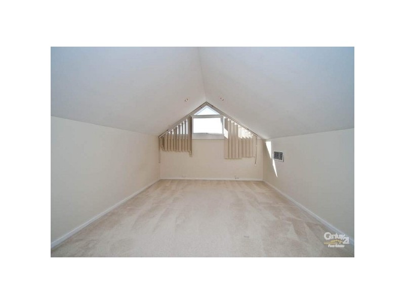 14 New England Drive, Hillarys WA 6025