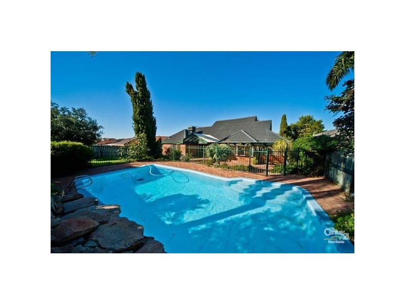 14 New England Drive, Hillarys WA 6025