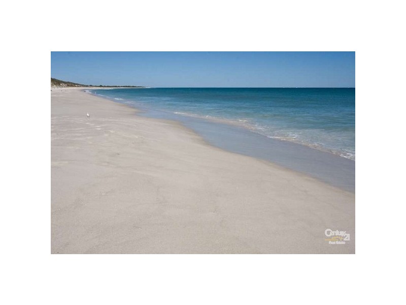 21 Page Drive, Mullaloo WA 6027