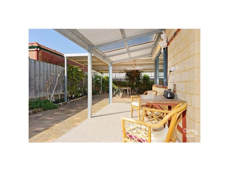 30 Dumaresq Loop, Quinns Rocks WA 6030