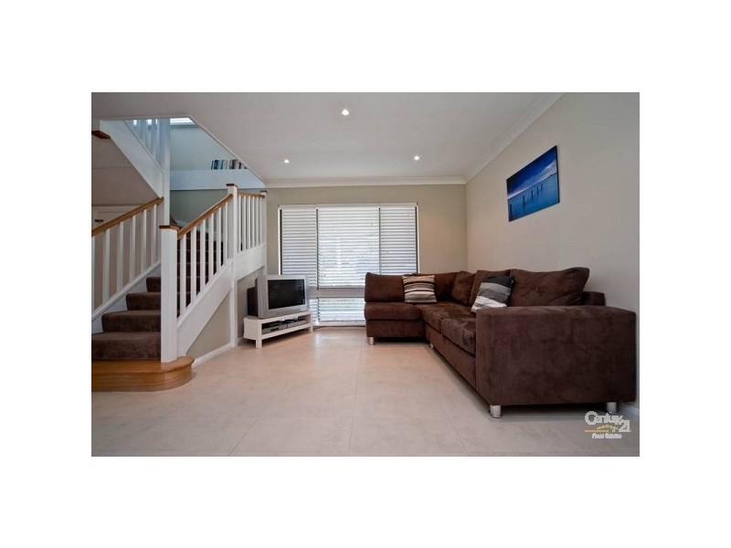 10B Hubbard Drive, Padbury WA 6025