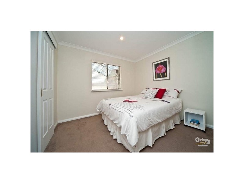 10B Hubbard Drive, Padbury WA 6025