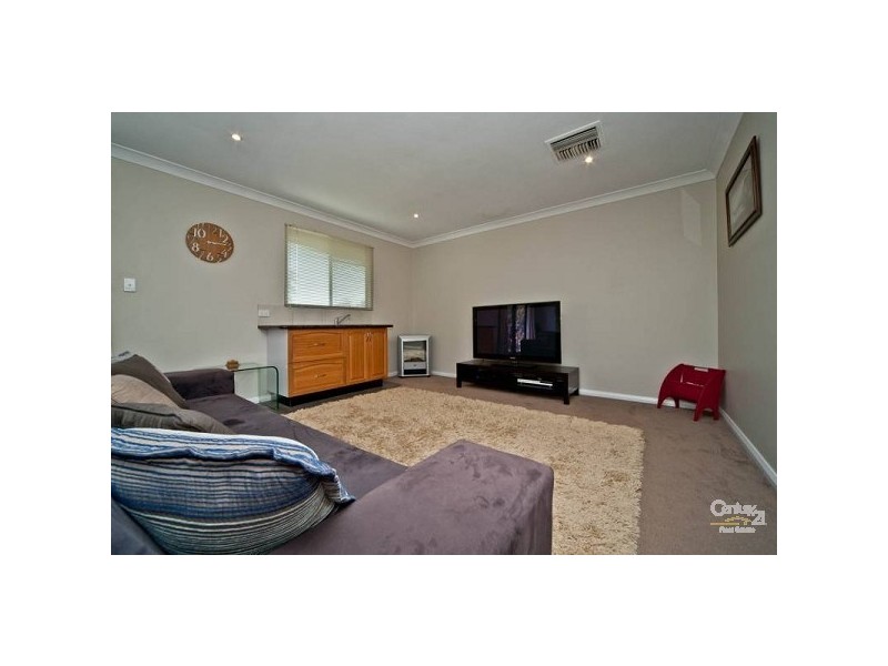 10B Hubbard Drive, Padbury WA 6025