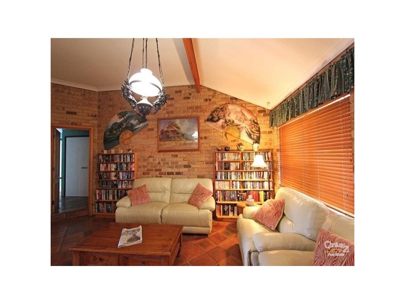 6 Bow Place, Mullaloo WA 6027