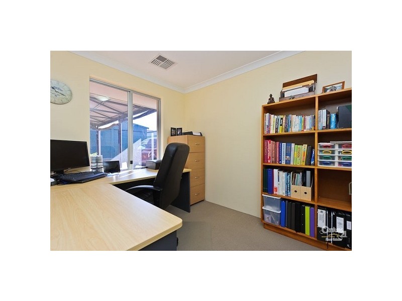 39 Pathfinder Road, Padbury WA 6025