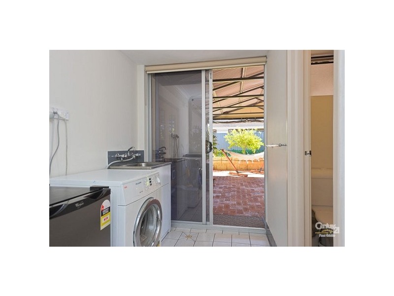 39 Pathfinder Road, Padbury WA 6025