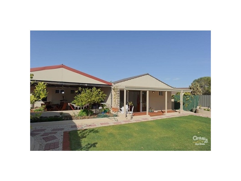 39 Pathfinder Road, Padbury WA 6025