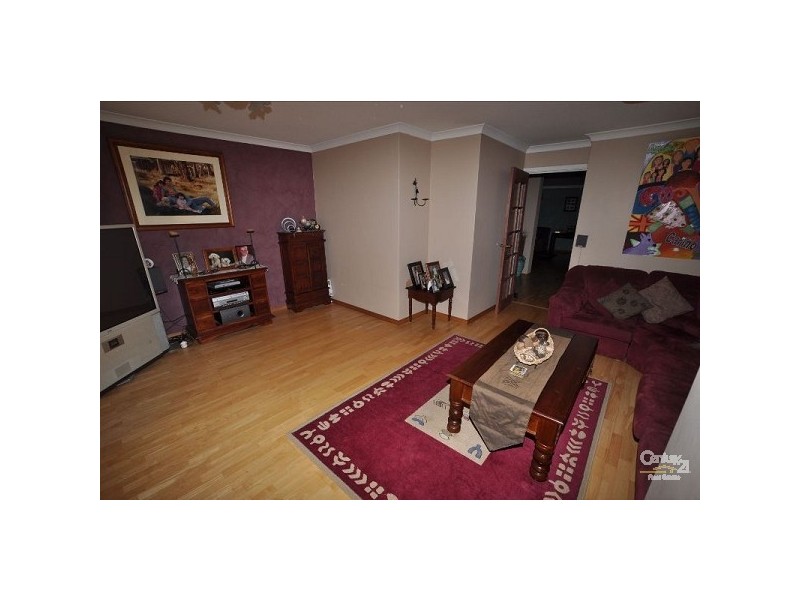 19 Viola Place, Beechboro WA 6063