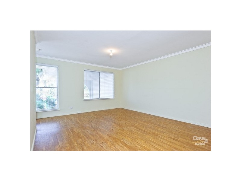 21a Gleddon Way, Hillarys WA 6025