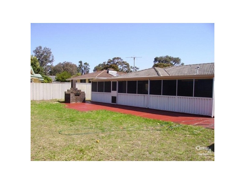 4 Kenny Drive, Duncraig WA 6023