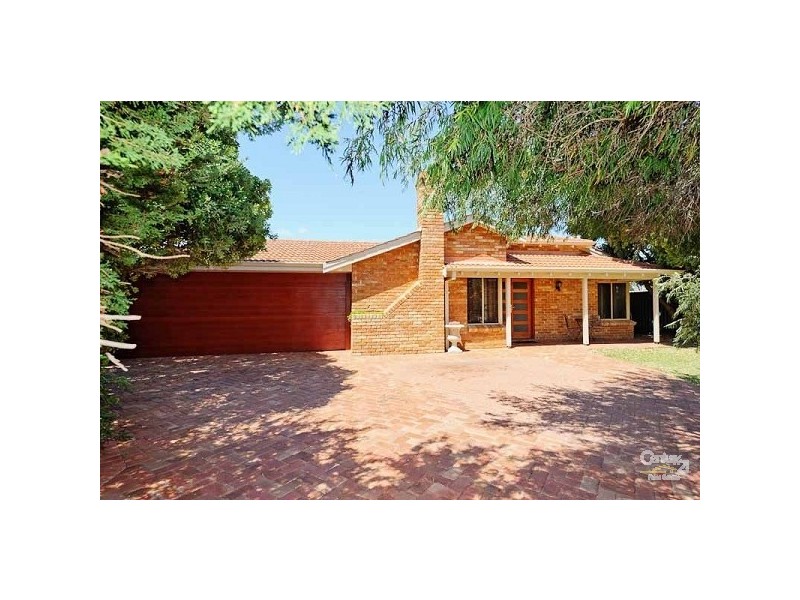 4 Phillip Close, Mullaloo WA 6027