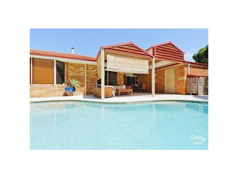 4 Phillip Close, Mullaloo WA 6027
