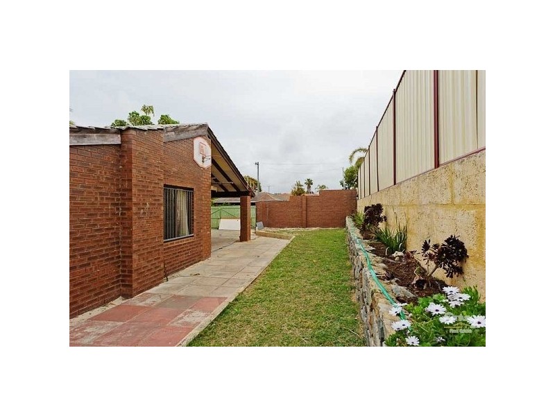 1 Daly Place, Padbury WA 6025