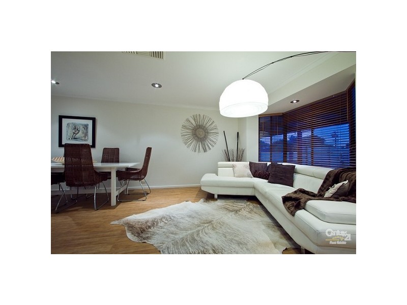 2 King Place, Padbury WA 6025