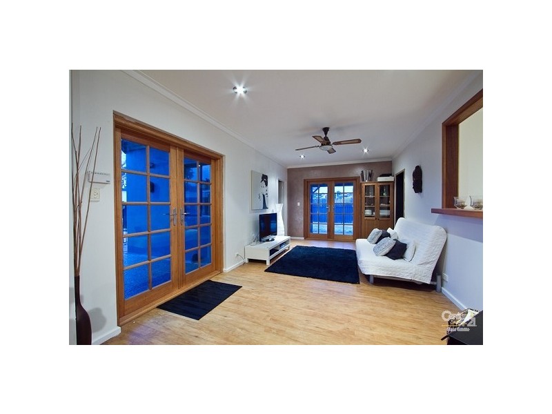 2 King Place, Padbury WA 6025