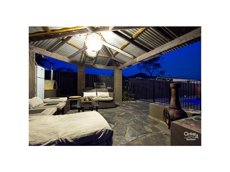 2 King Place, Padbury WA 6025