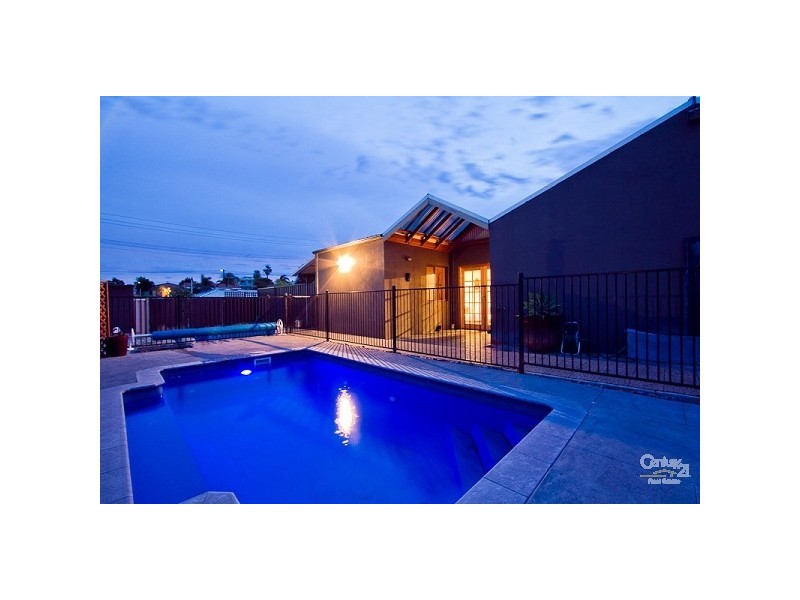 2 King Place, Padbury WA 6025