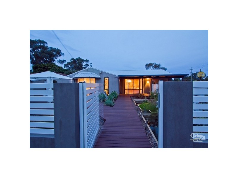 2 King Place, Padbury WA 6025