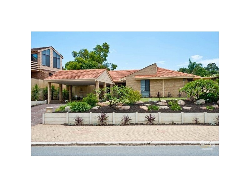 17 Benbullen Blvd, Kingsley WA 6026