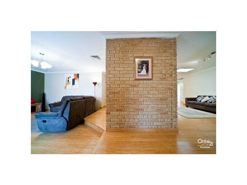 17 Benbullen Blvd, Kingsley WA 6026