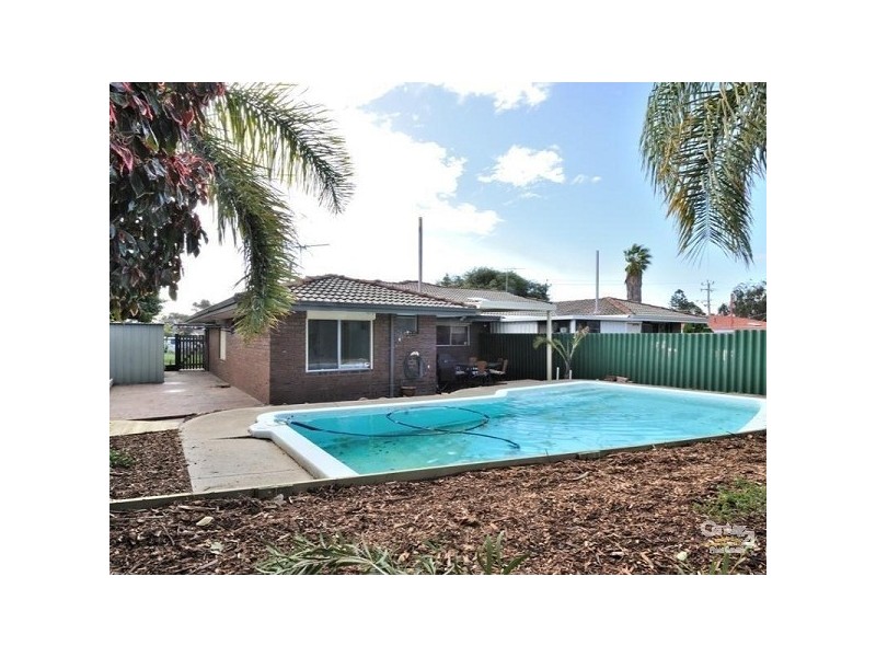 18A Warburton Avenue, Padbury WA 6025