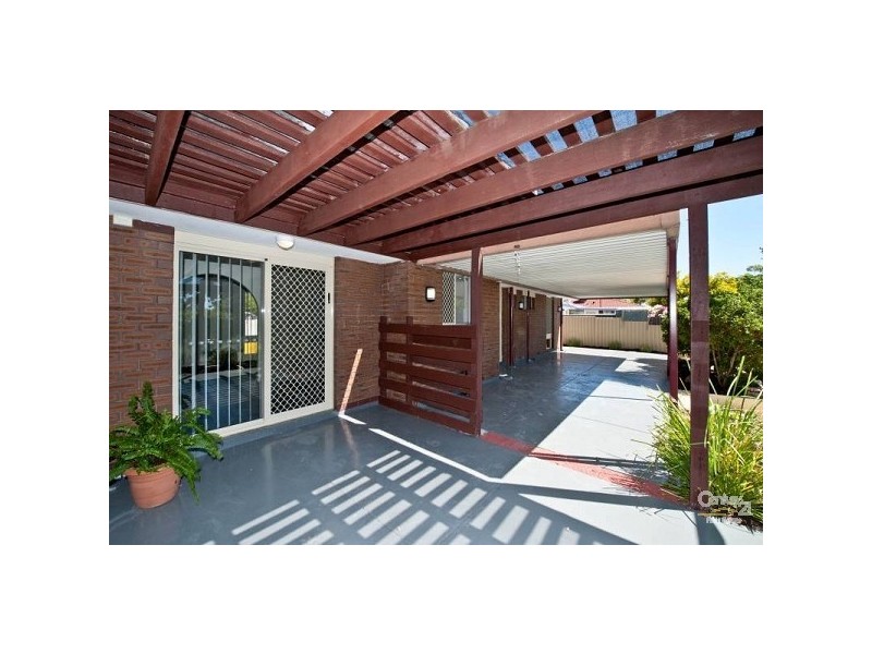 11 Fitzpatrick Way, Padbury WA 6025