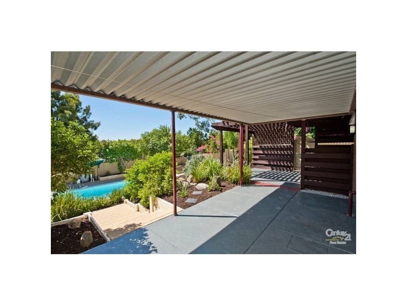 11 Fitzpatrick Way, Padbury WA 6025
