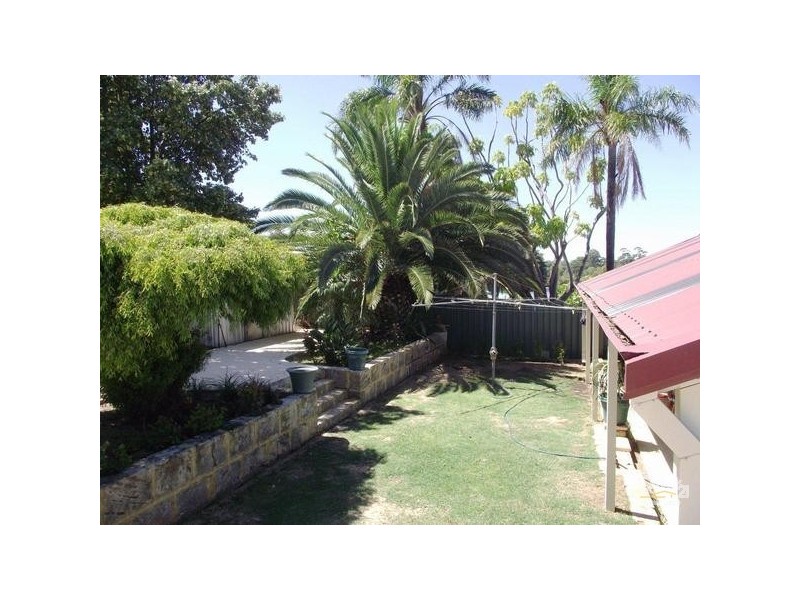 14 Appian Way, Hamersley WA 6022