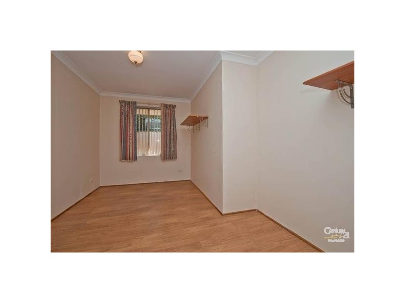 32 Pathfinder Road, Padbury WA 6025