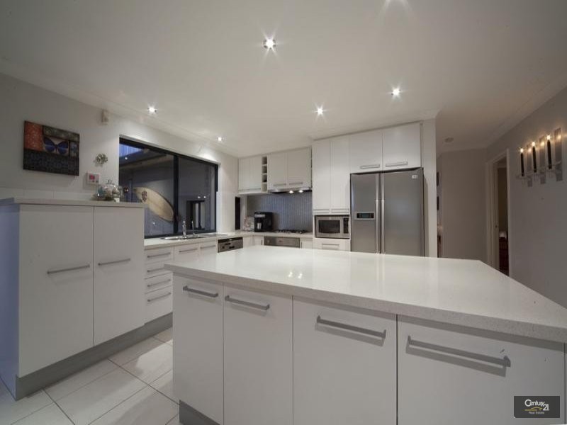 78 Bridgewater Drive, Kallaroo WA 6025