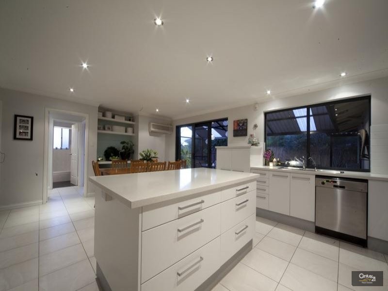 78 Bridgewater Drive, Kallaroo WA 6025