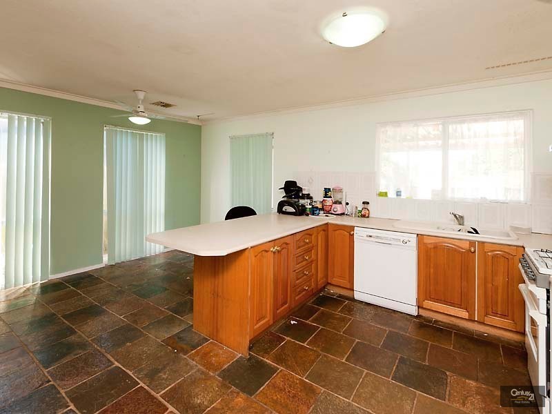 20 Oxley Avenue, Padbury WA 6025