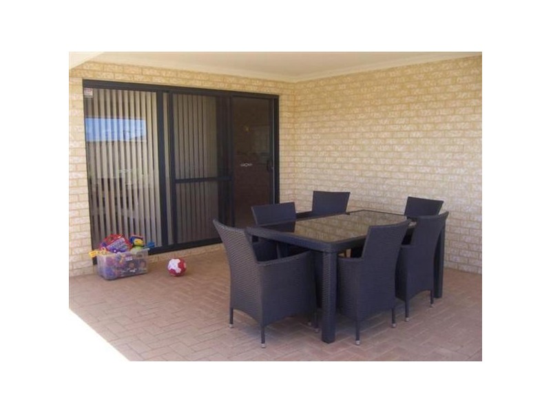 84 Shepperton Drive, Butler WA 6036