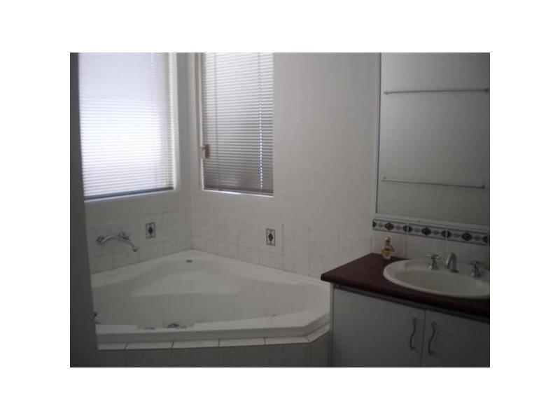 13 Klem Ave, Redcliffe WA 6104