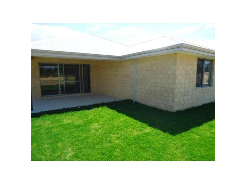 24 Bowline Avenue, Alkimos WA 6038