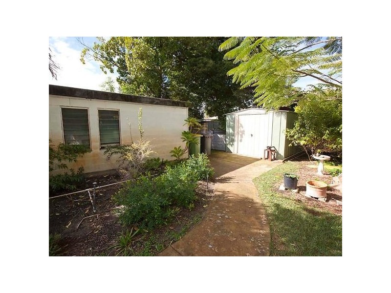 13 Birchington Street, Beckenham WA 6107