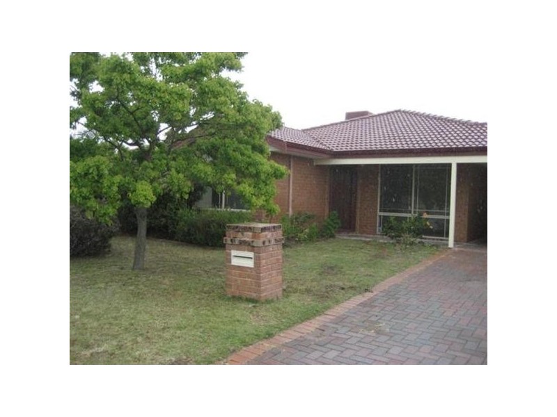 4 Quondong Close, Kenwick WA 6107