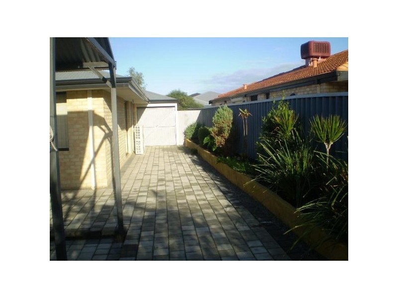 51 Rainbow Crescent, Beechboro WA 6063