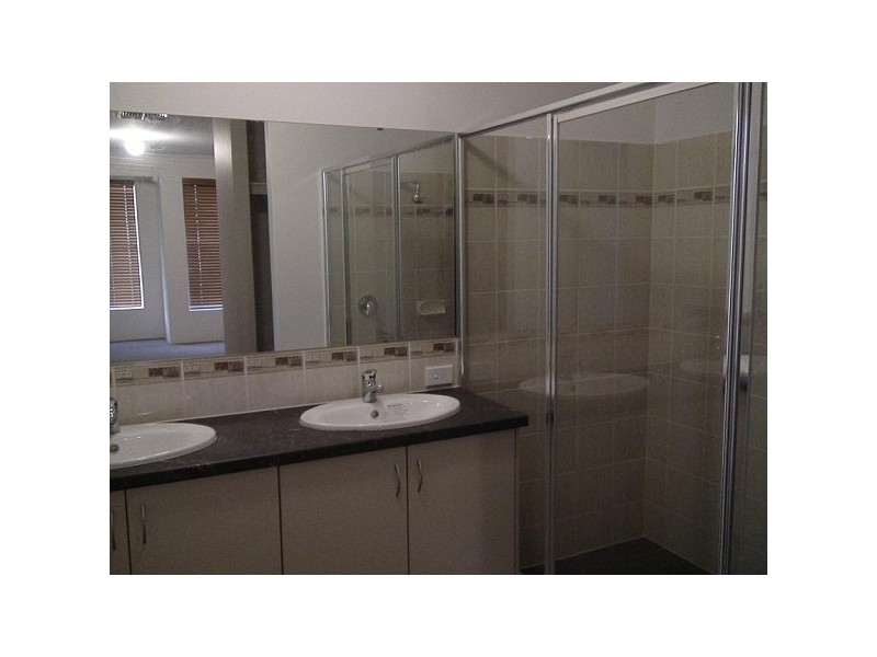 11 Ballard Meander, Lakelands WA 6210