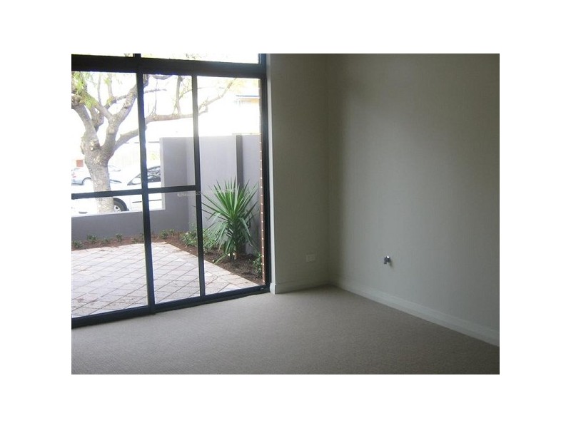 11/1 Simper Street, Wembley WA 6014