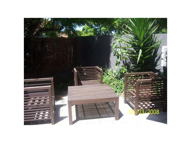 11/1 Simper Street, Wembley WA 6014