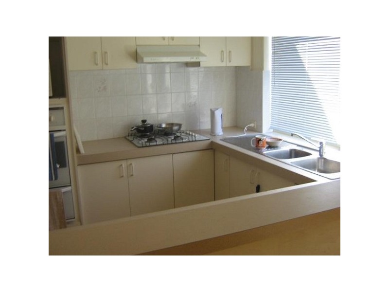 26 Lakefront Circle, The Vines WA 6069