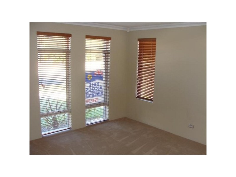 1/22 Bickley Rd, Cannington WA 6107