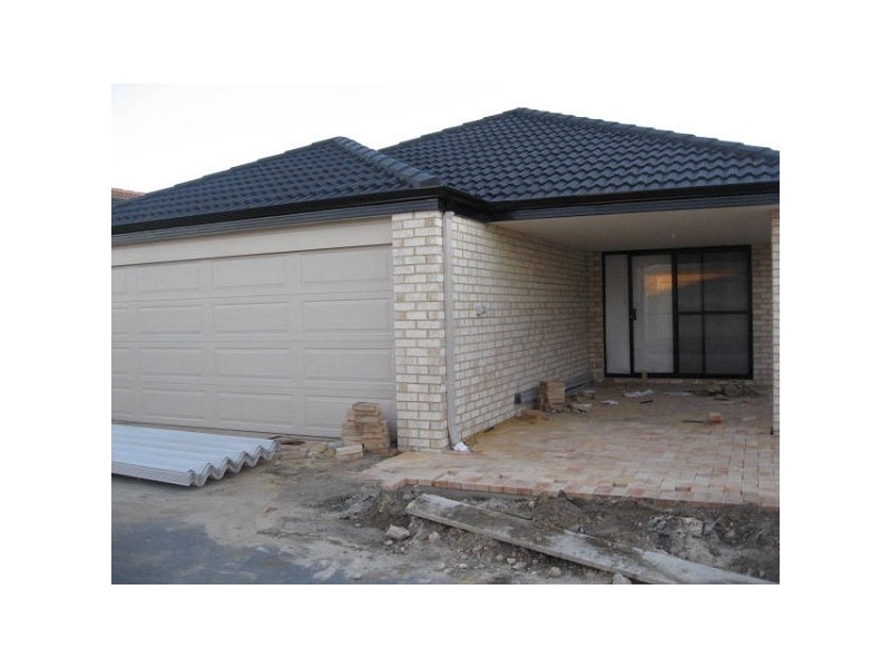 8 Turnstone Link, Harrisdale WA 6112