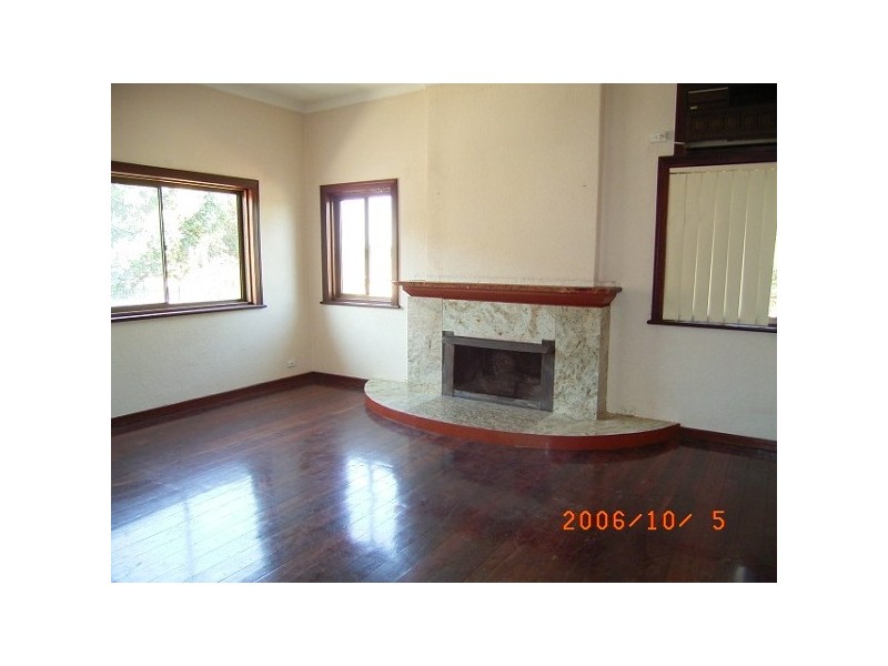 1 Wyndham Street,, St James WA 6102